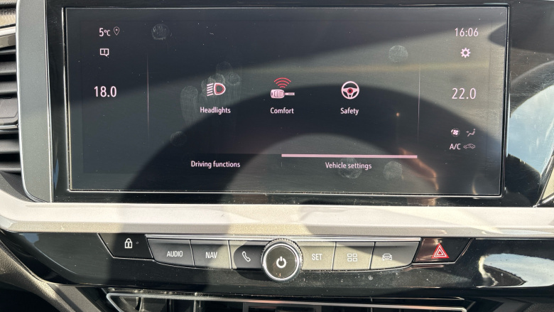 Vauxhall Grandland 1.2 Turbo Ultimate 5dr Petrol Hatchback